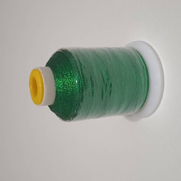 2/$20 Star Shine 806 Machine Quilting Thread 600yd 073650785122 - Picture 1 of 4